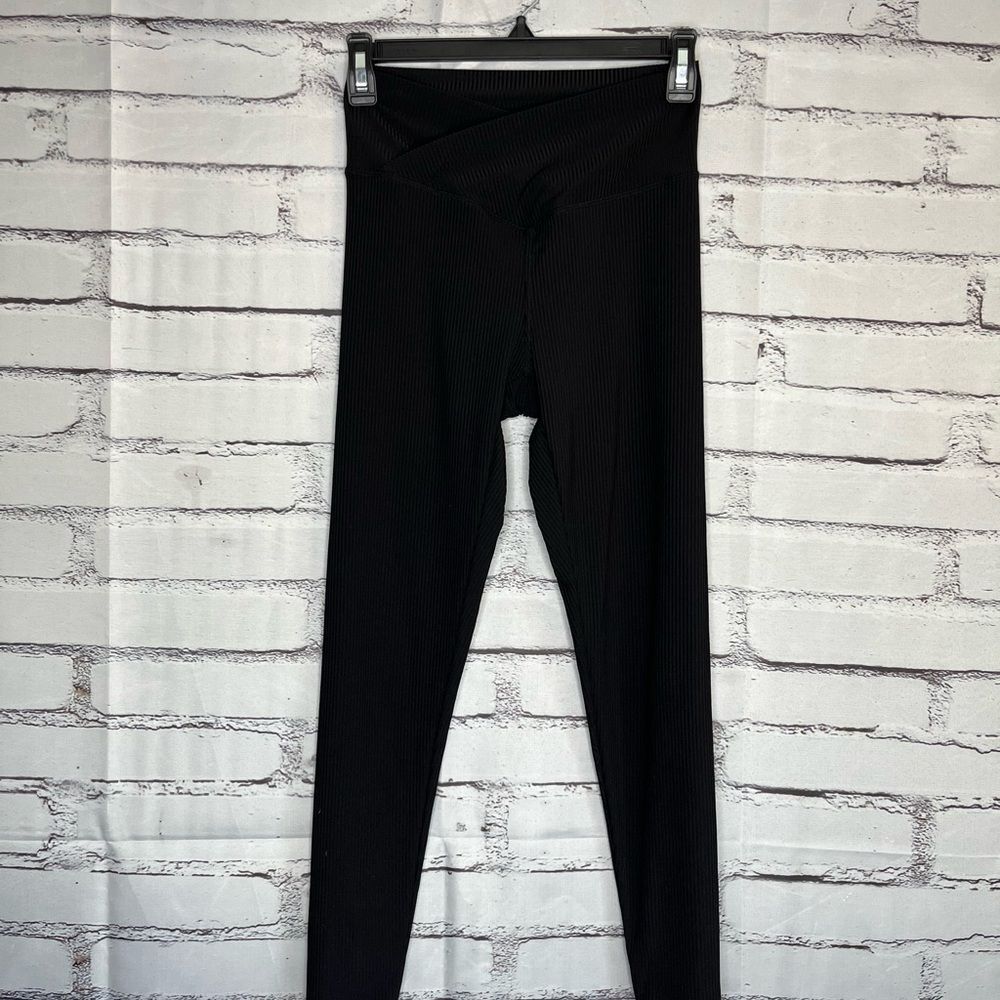 Embrace Your Love Women’s Black High-Waisted Leggings Yoga Pants Tights SZ S